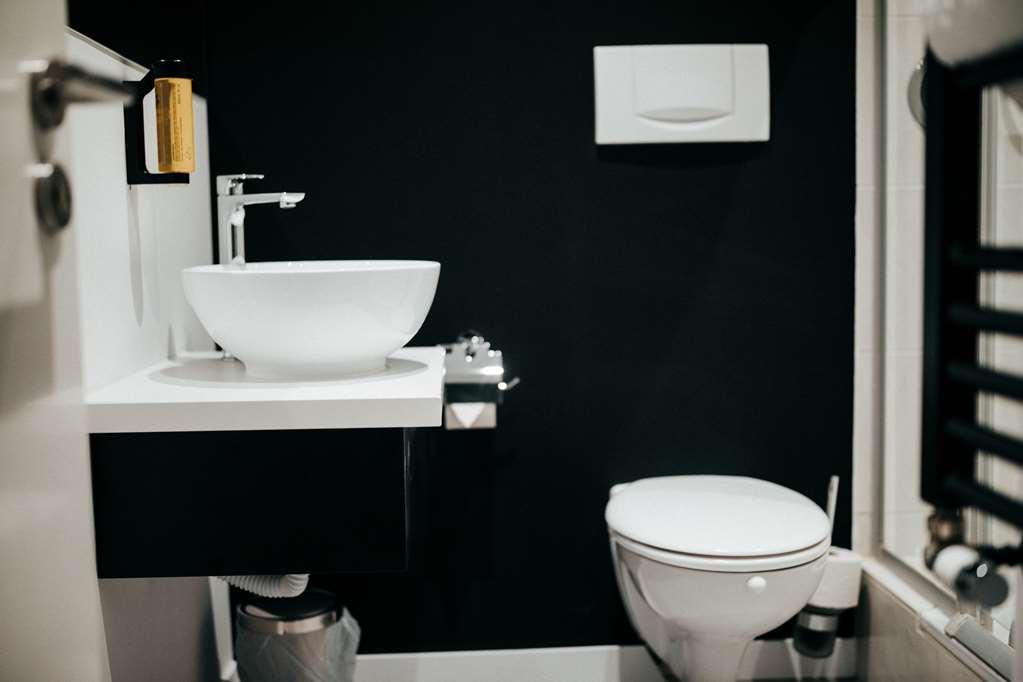 Juststay Ratingen Hotel & Apartments Room photo